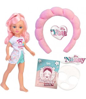 Nancy Glow Up Beauty Pack NAC91000